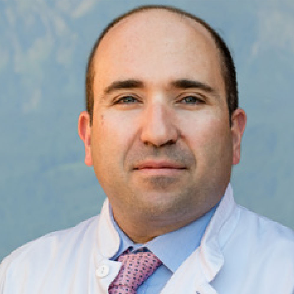 Dr. med. Georgios Peros